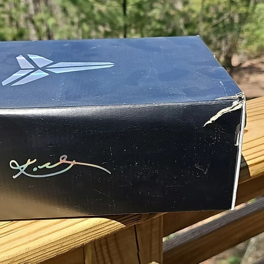 NIB Bruce Lee Mamba Fury size 8 - Picture 6 of 7